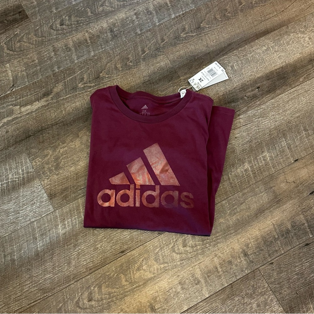 Adidas T-Shirt